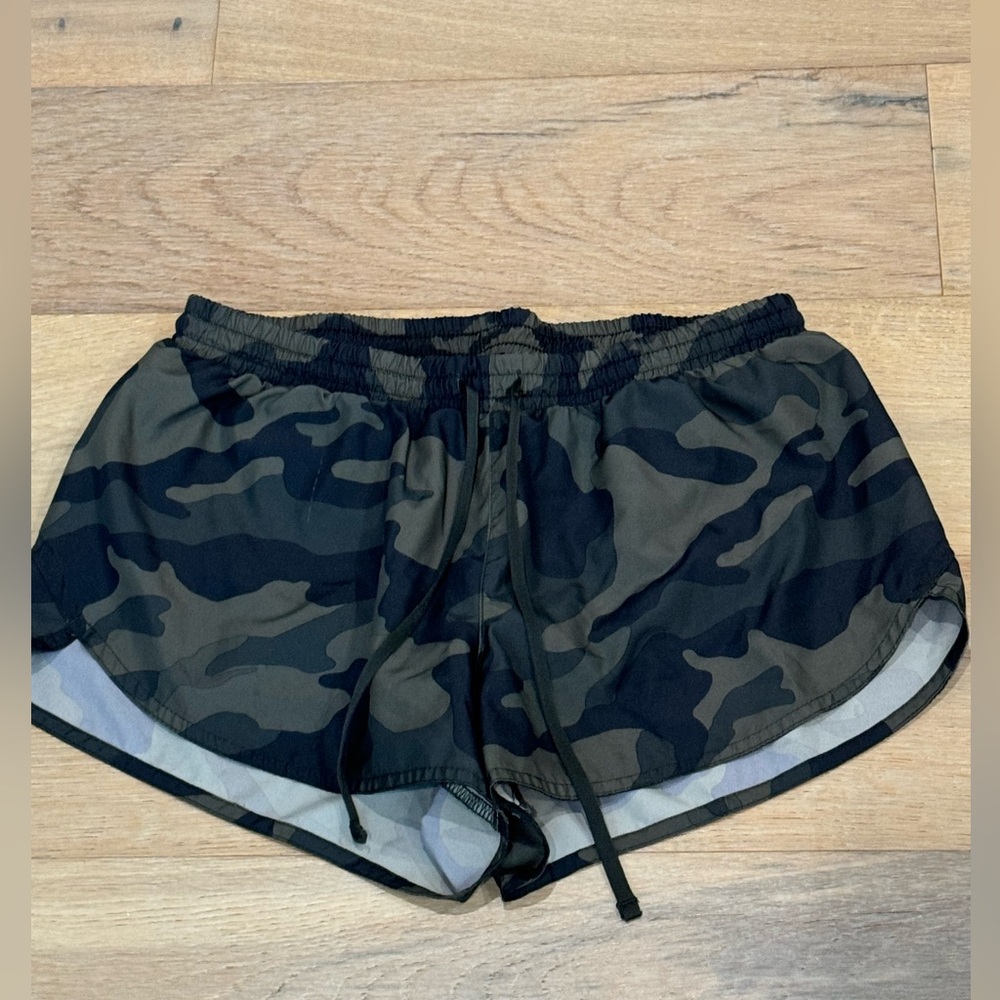 Old Navy Active Run Short